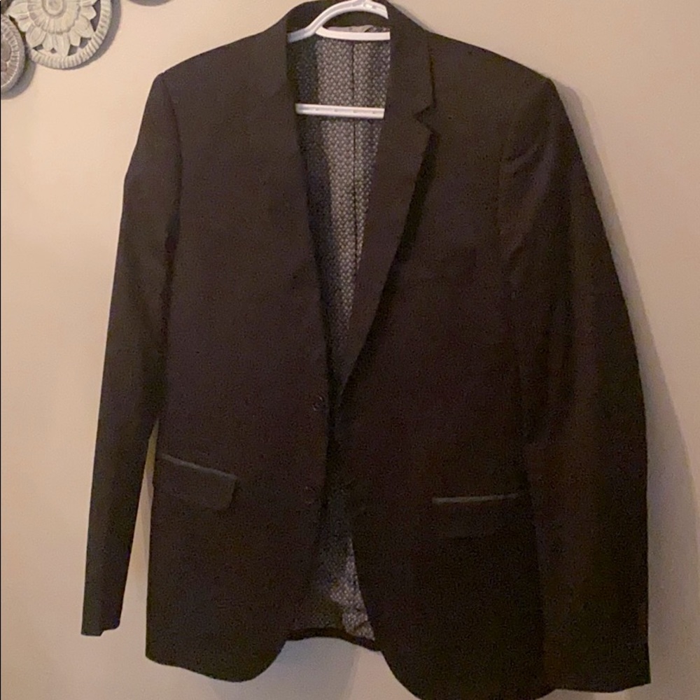 size 40 men’s suit jacket from LeChateau